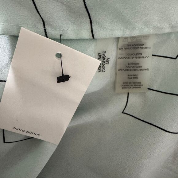 CALVIN KLEIN Printed Logo Long Sleeve Button Down Blouse Mint Green Black NWT XS - Picture 6 of 6